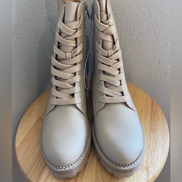 A New Day Brand Saylor Boots. NWT - Picture 3 of 4